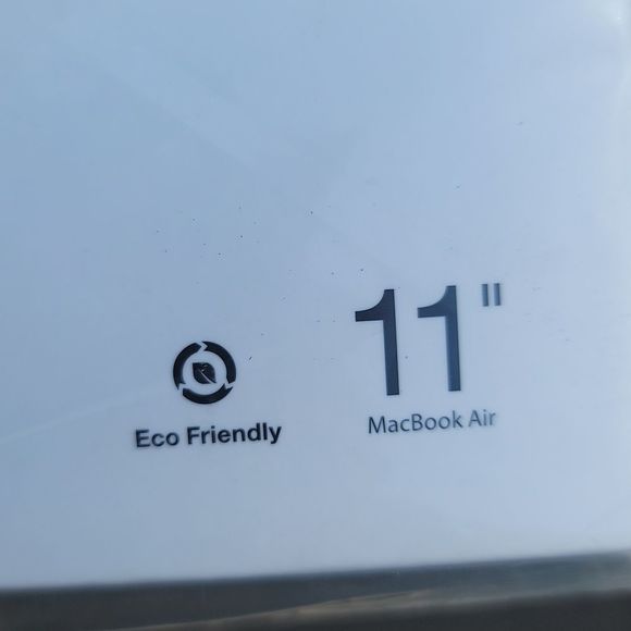 NIB- Incipio Slim Sleeve fits 11" MacBook Air or similar - Picture 4 of 5